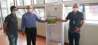 CEMIG entregou ao município de Divino um refrigerador 340 litros Frost Free.